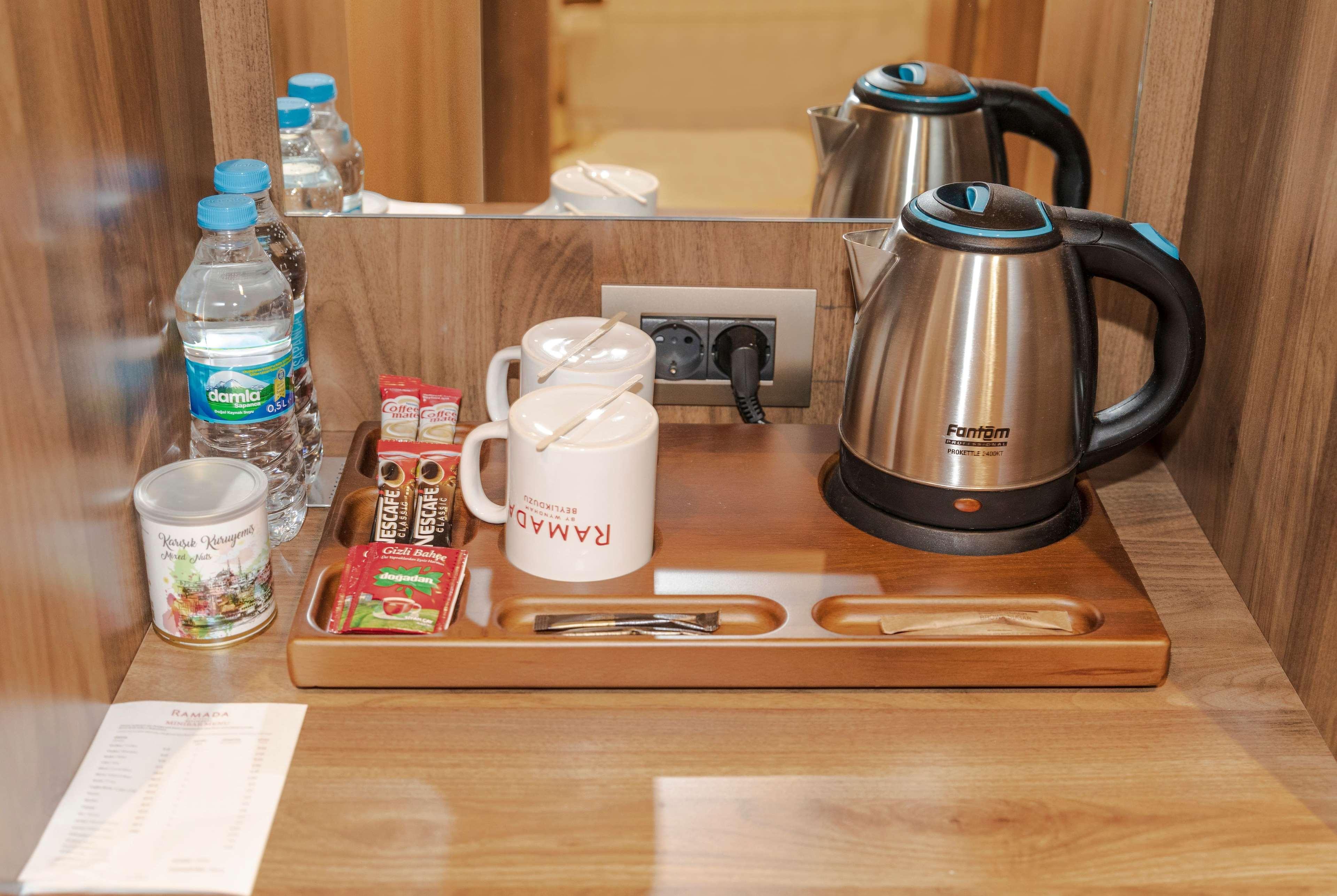 Ramada By Wyndham Beylikduzu Hotell Istanbul Eksteriør bilde