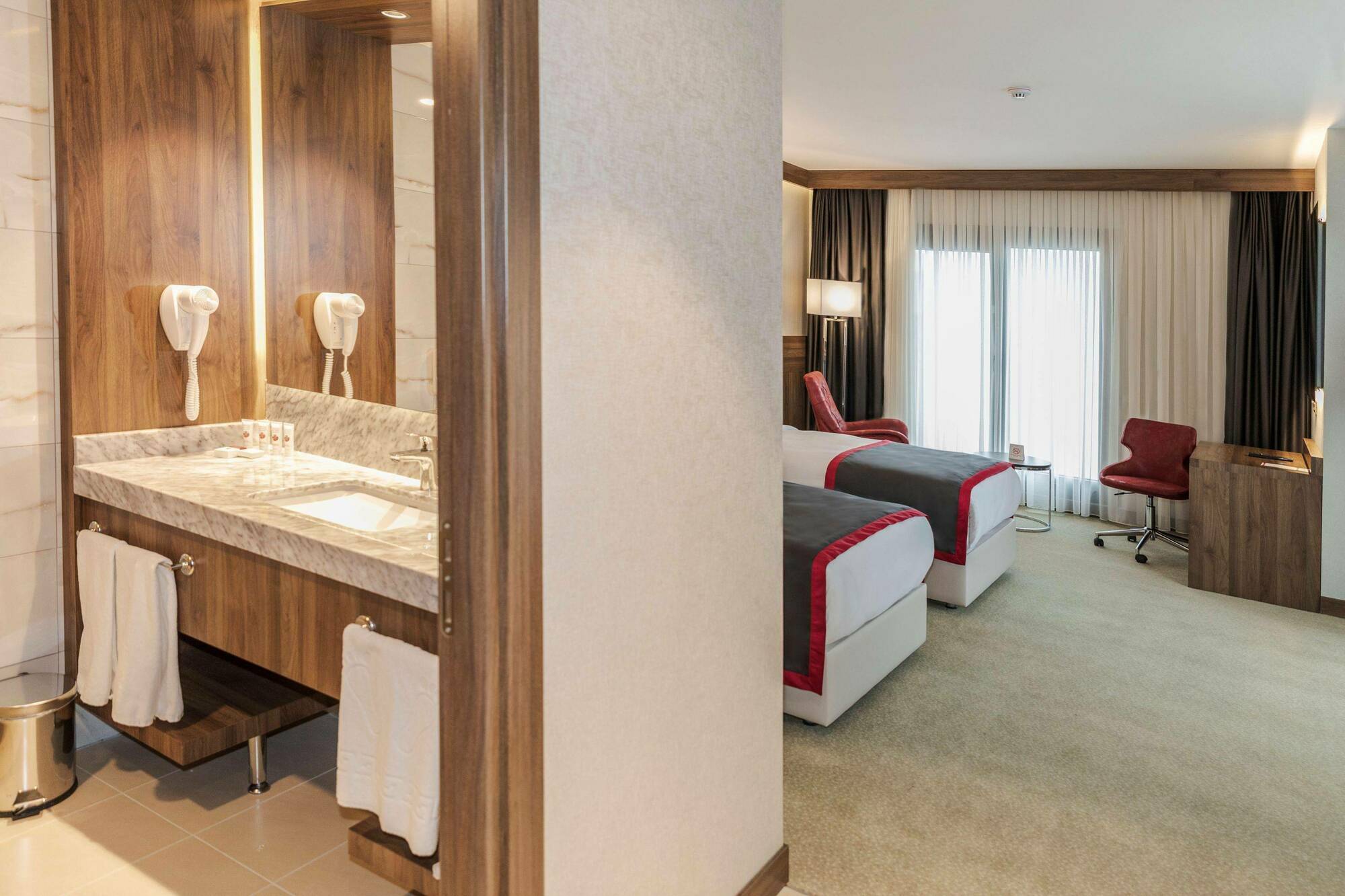 Ramada By Wyndham Beylikduzu Hotell Istanbul Eksteriør bilde